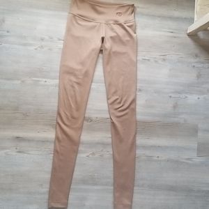 Mika Yoga Wear leggings in latte